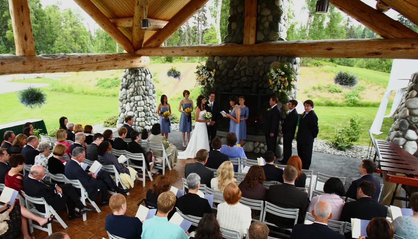 Denali Alaskan mountain wedding venue Talkeetna Alaskan Lodge